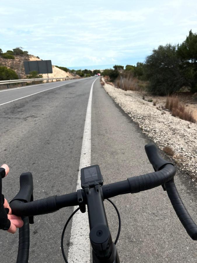 Villamartin Apartment. Excellent Location For Golfers, Cyclists And Hikers 외부 사진