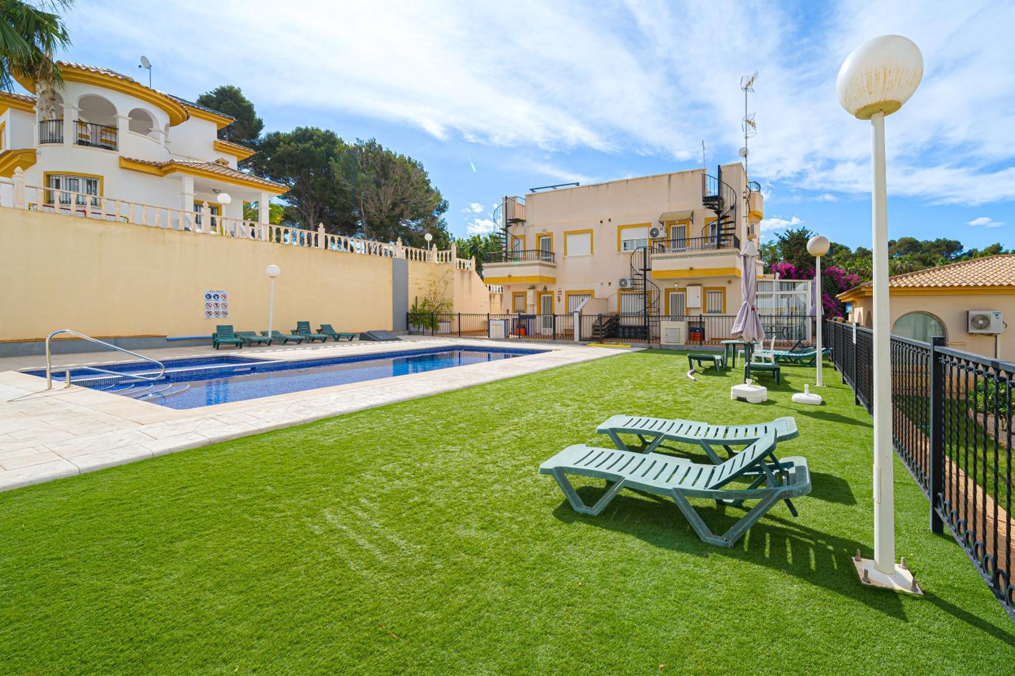 Villamartin Apartment. Excellent Location For Golfers, Cyclists And Hikers 외부 사진